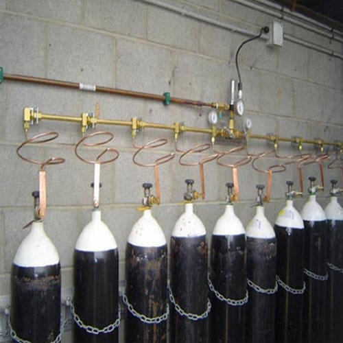 O2 and N2O Manifold arrangements